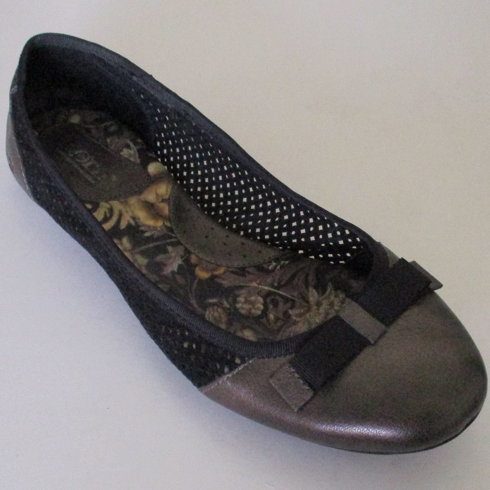Born Womens Bronze Leather Ballet Flat Shoe - Size 10M